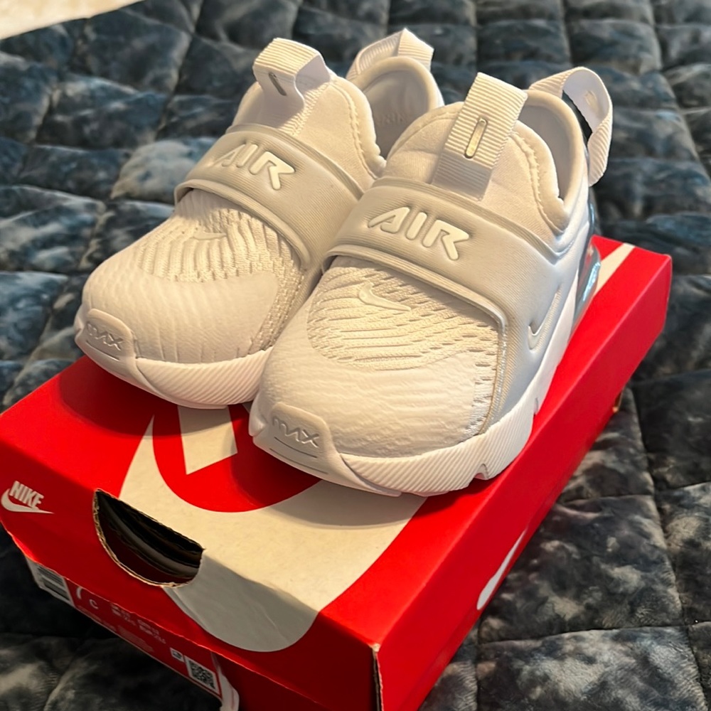 Unworn Nike Air Max 270 Extreme toddler sneakers